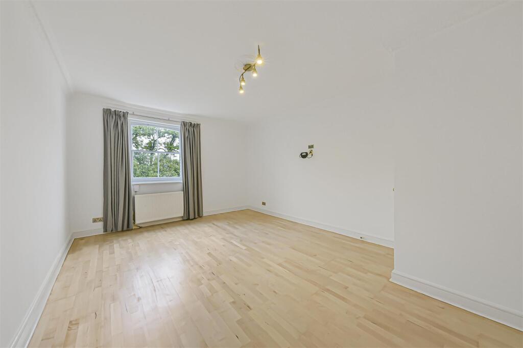 Onslow Gardens, South Kensington, SW7