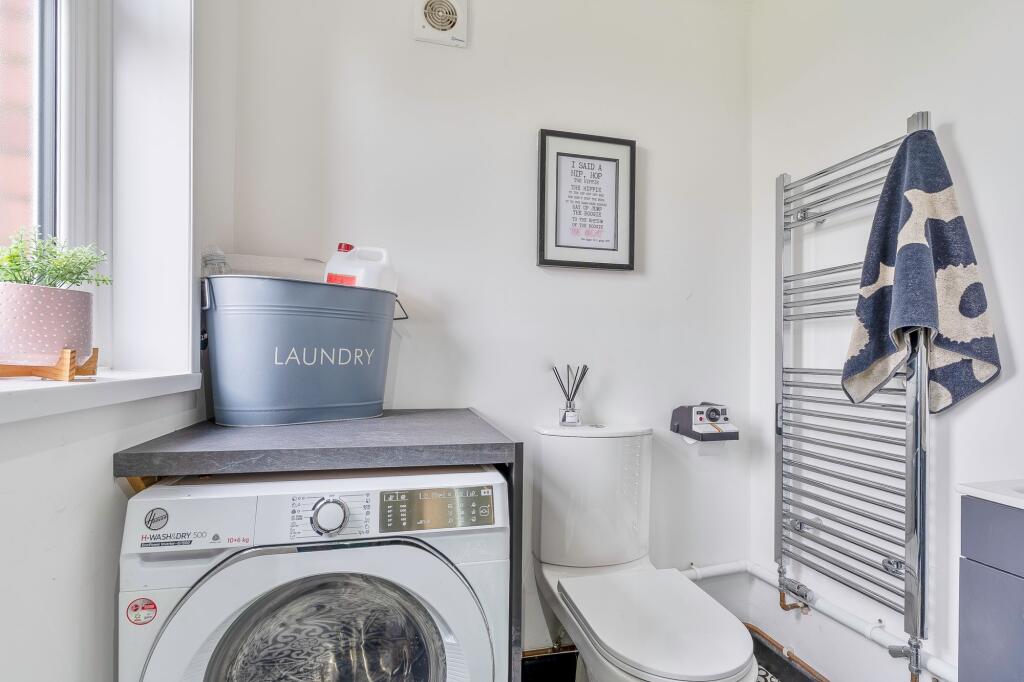 Cloakroom/Utility Room