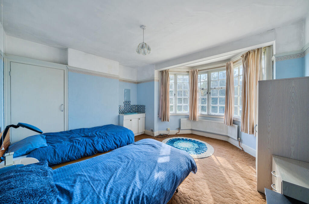 1359943-13-68dc07...