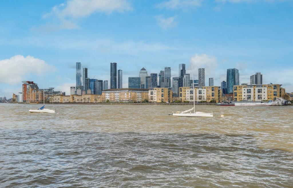 6-8_Wharf_St_026_...