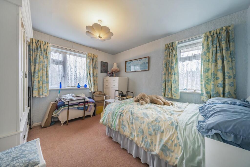 BEDROOM TWO.jpg