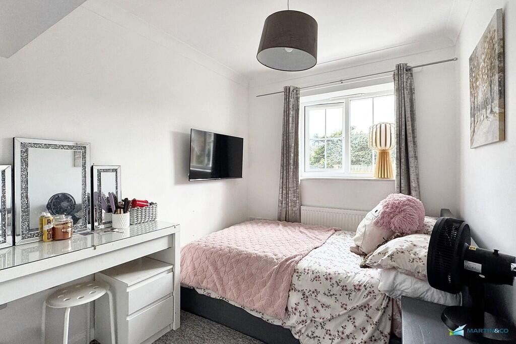 ae220c04-36e7-4e4...