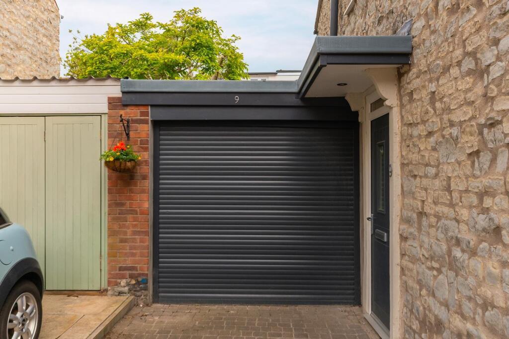 0B9RAD - External G.jpg