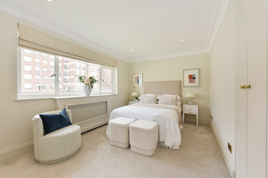 8 Sussex Square (2).JPG