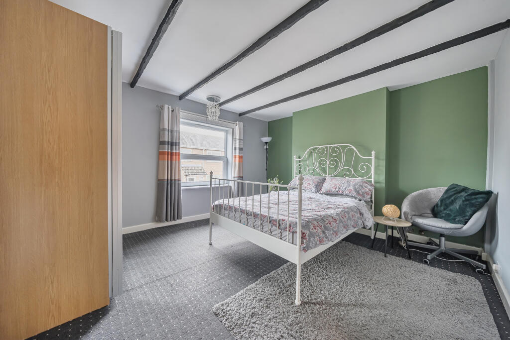 Bedroom, 3