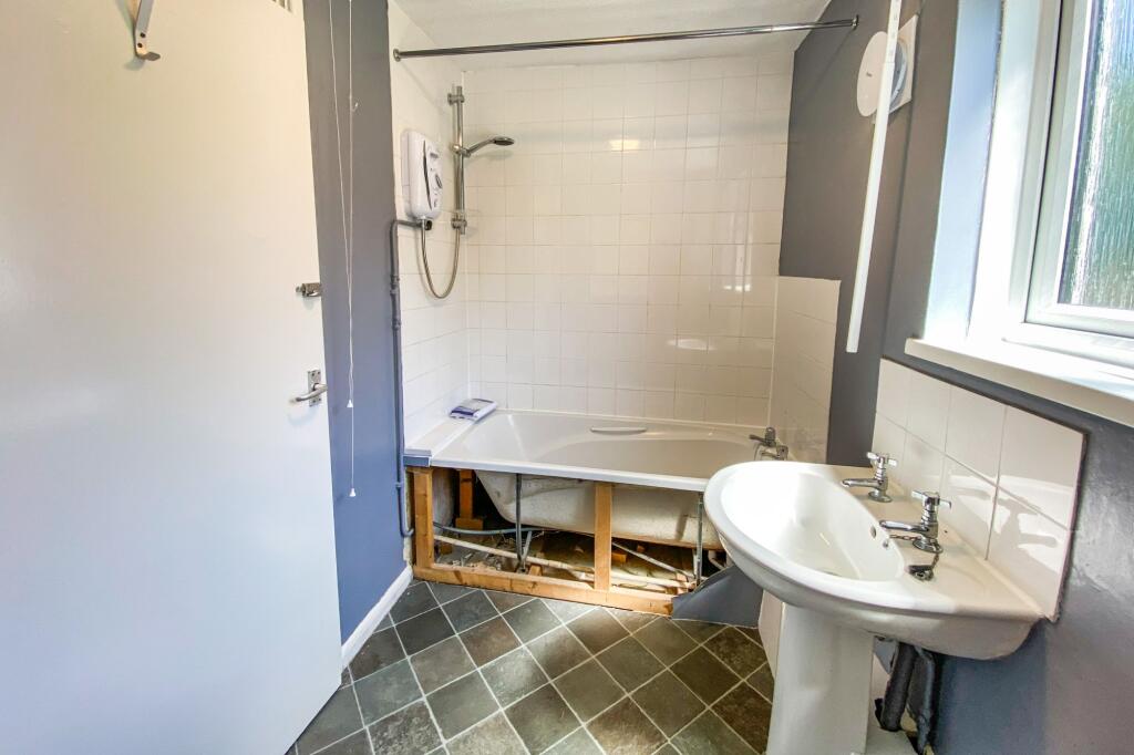 2 Dallimore Mead, Nunney, Frome, BA11 4NB