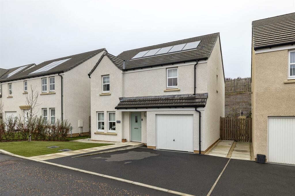52 Knoll Park Drive Galashiels 05.JPG
