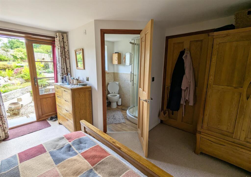 En Suite: