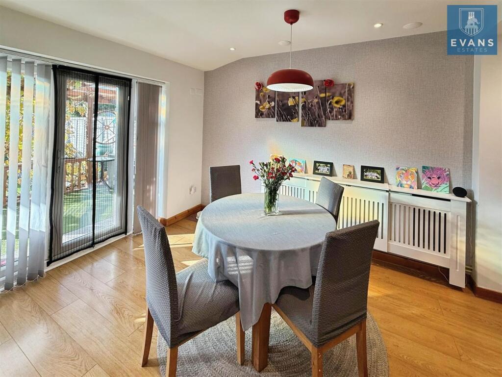 Extended Dining Area