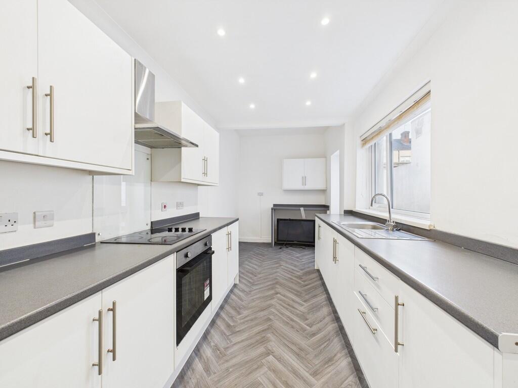 CAM01835G0-PR0168...