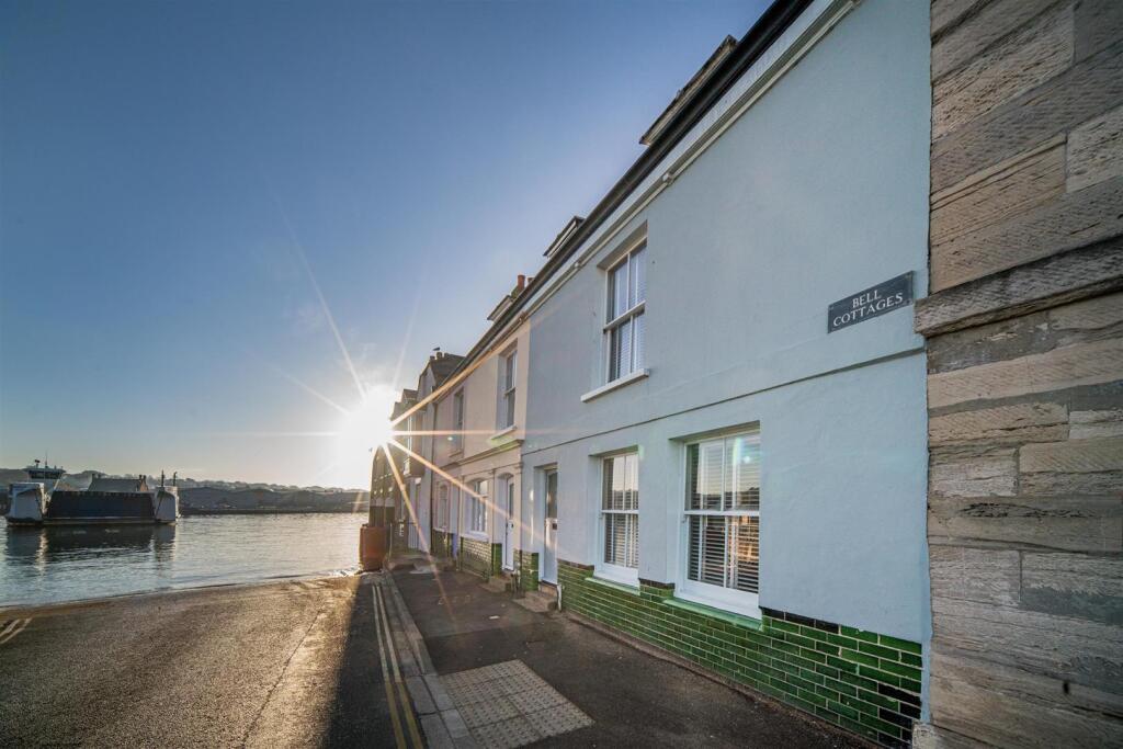 Exterior-sunburst-websize.jpeg
