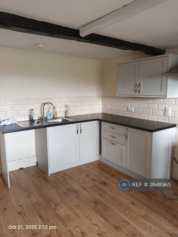 Kitchen b