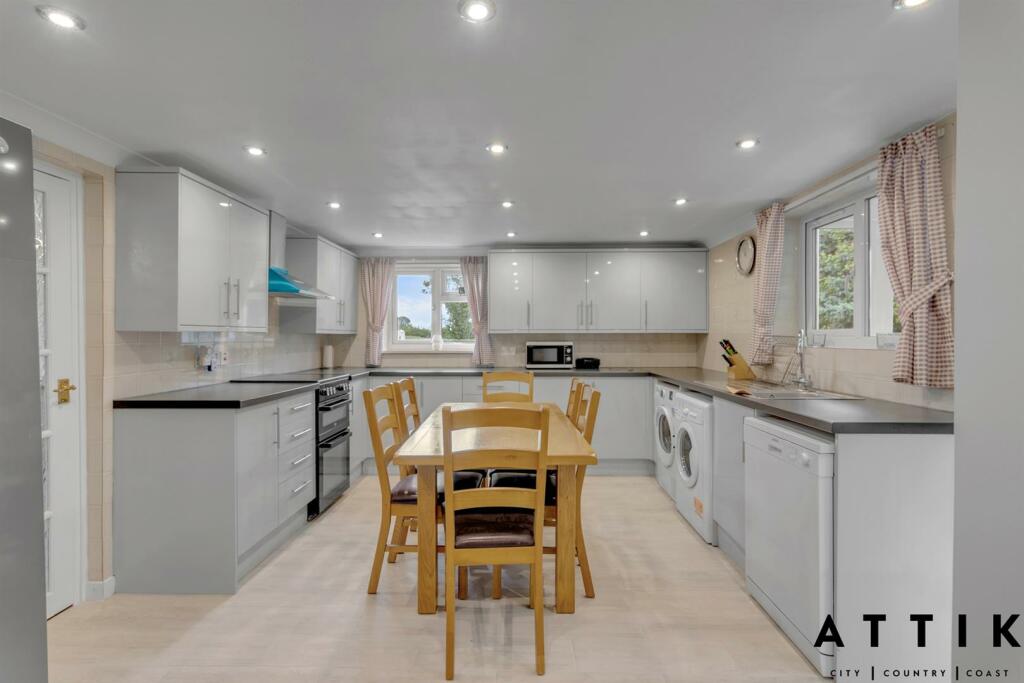 Rose Villa, Spexhall, IP19 0RW (18).jpg