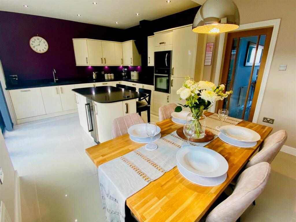 crossley lane 44 kitchen 5.jpg