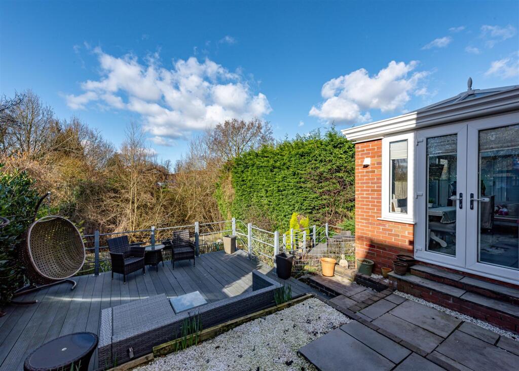 111 Rookery Road-External (6).jpg