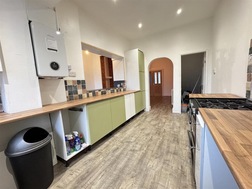 IMG_6095 (Large).JPG