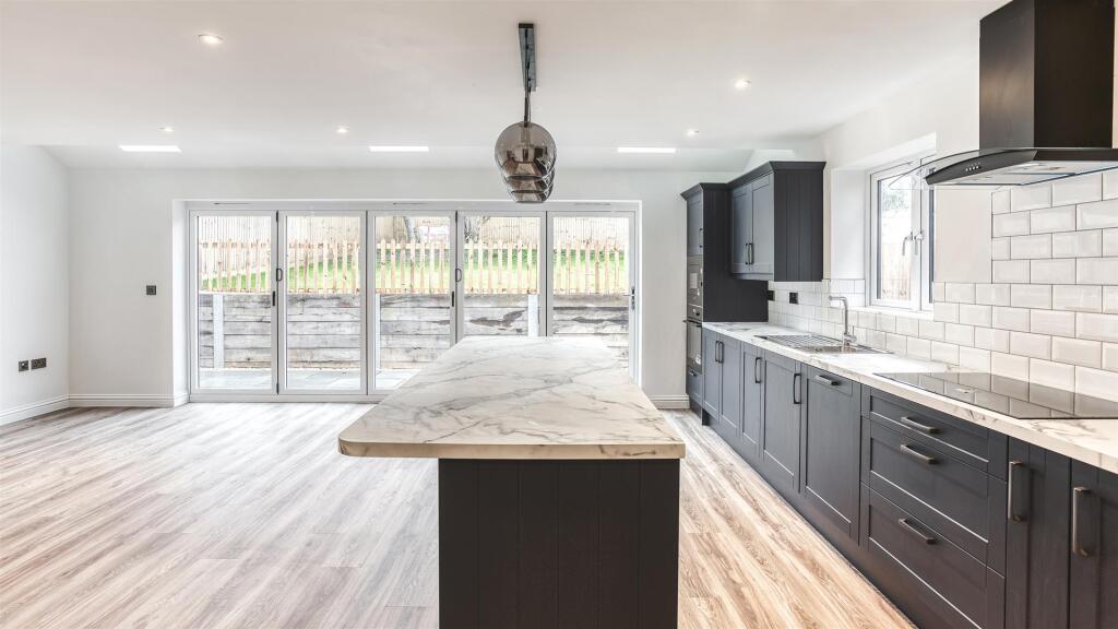 2025-02-12 11.50.38-2_HDR.jpg