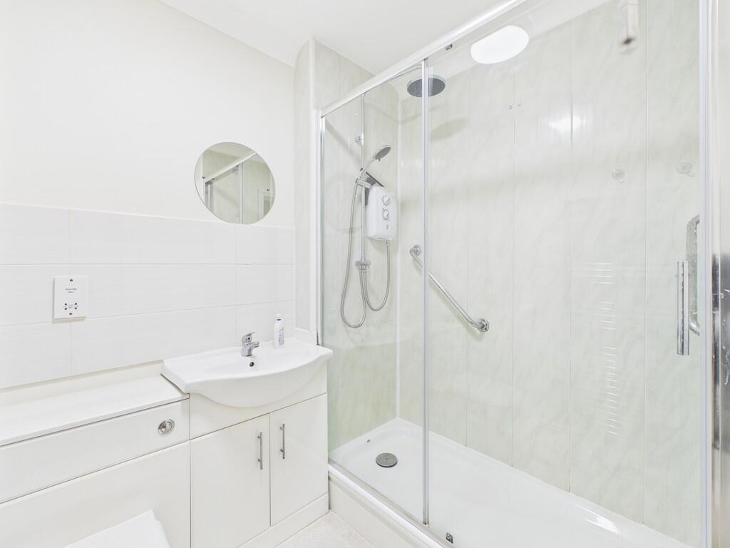 CAM05068G0-PR0045...