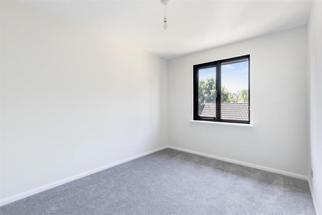 TURNPIKE LANE 5 - (8).jpg