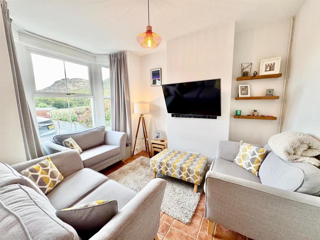 PHOTO-2025-09-14-18-28-24 (1).jpg