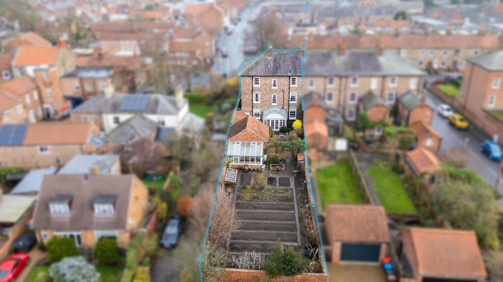 2 Langton Road (Exterior) (1 of 1)