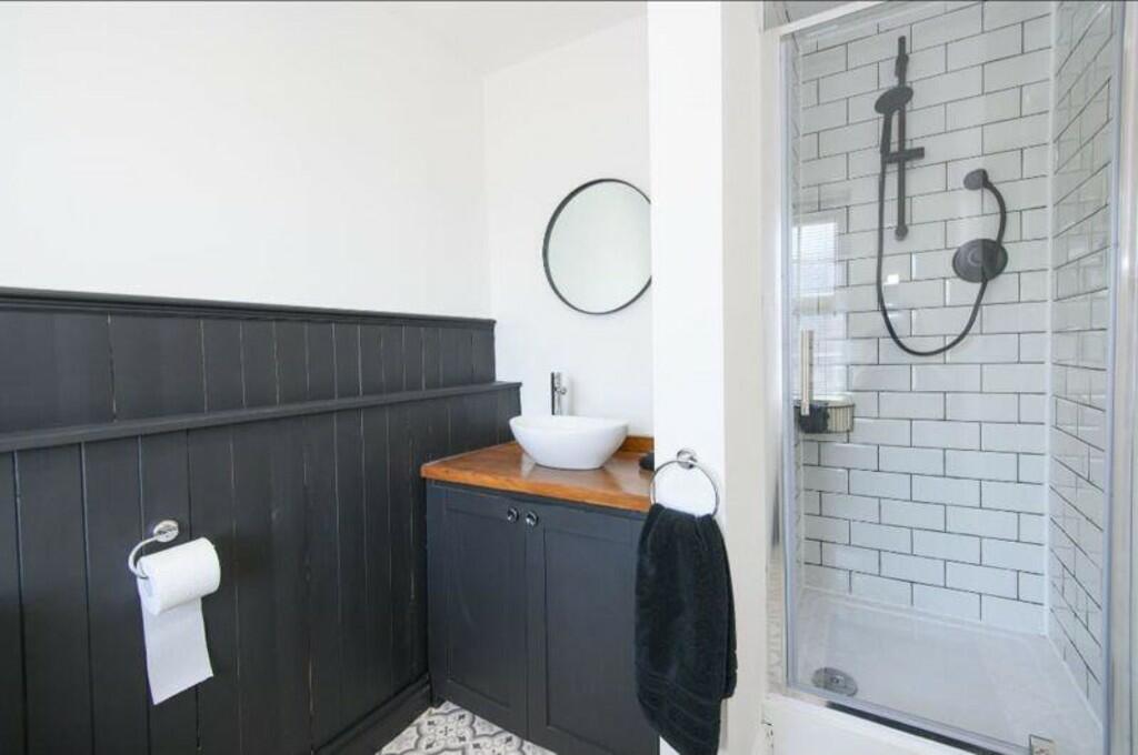 EN-SUITE1
