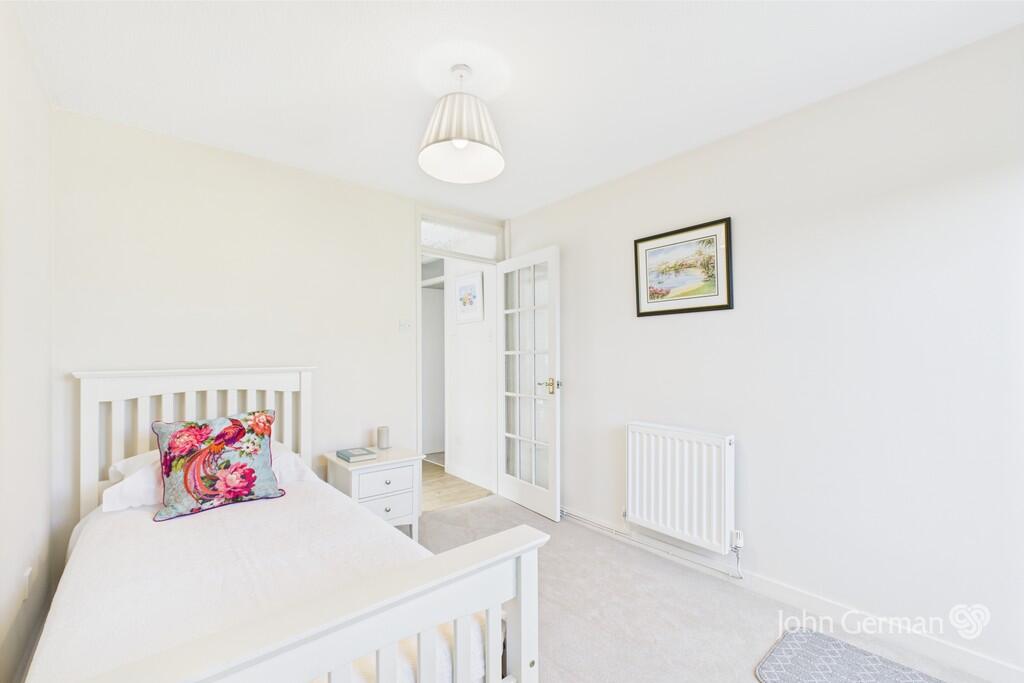 CAM05058G0-PR0094...