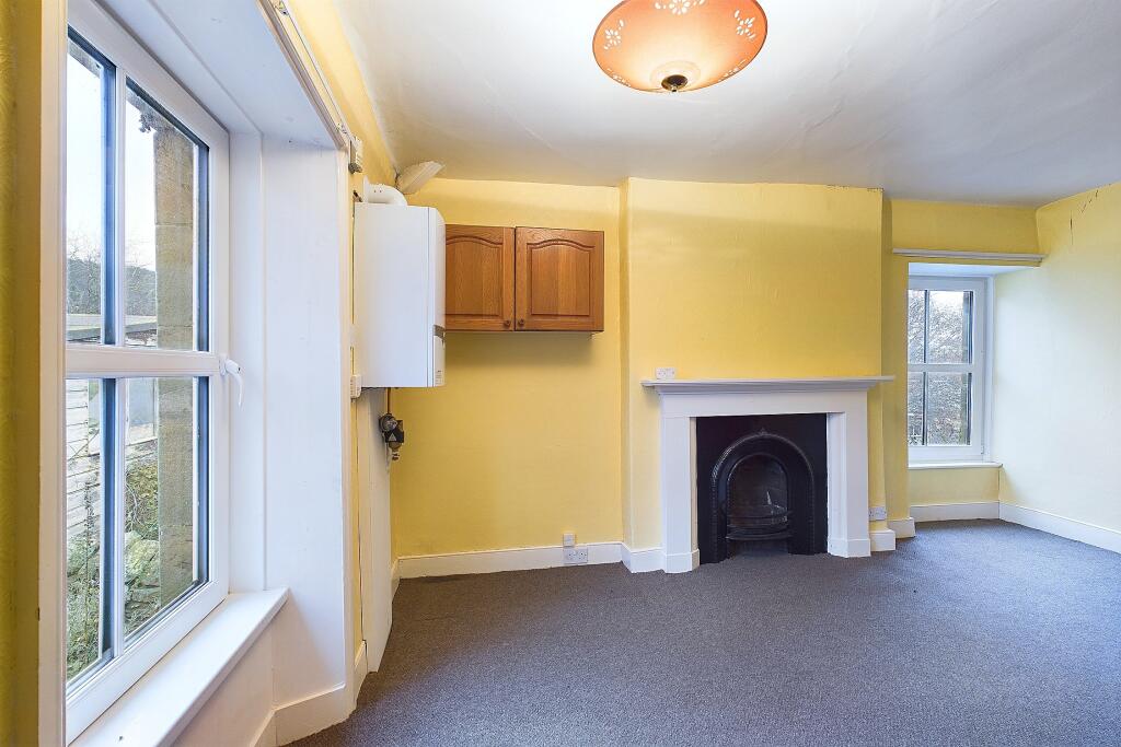 CAM04201G0-PR0030-STILL020