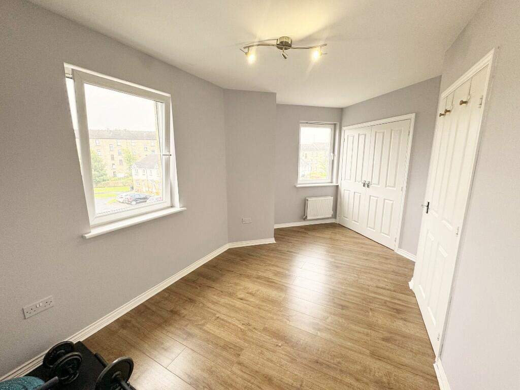 Bedroom 2 (2)