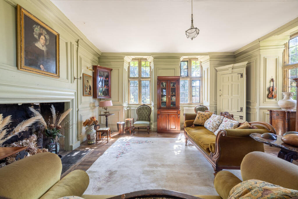 Summer Drawing Room