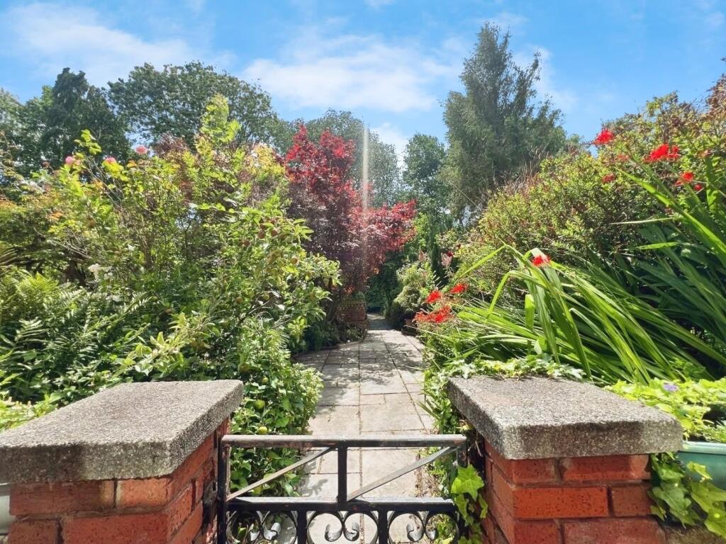 82e74723-F-48EE-A1B9-DF359717DAC9-2832-000000E9029