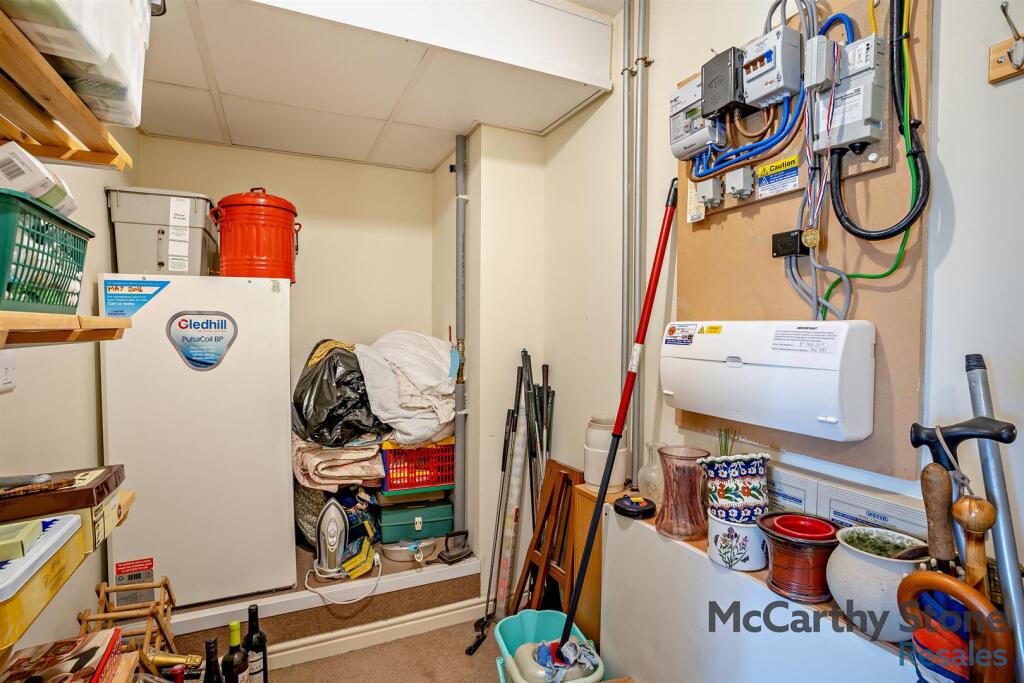 Storage cupboard