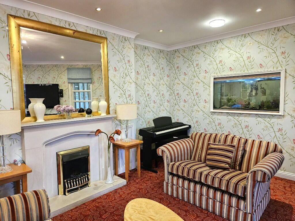 Owners' Lounge