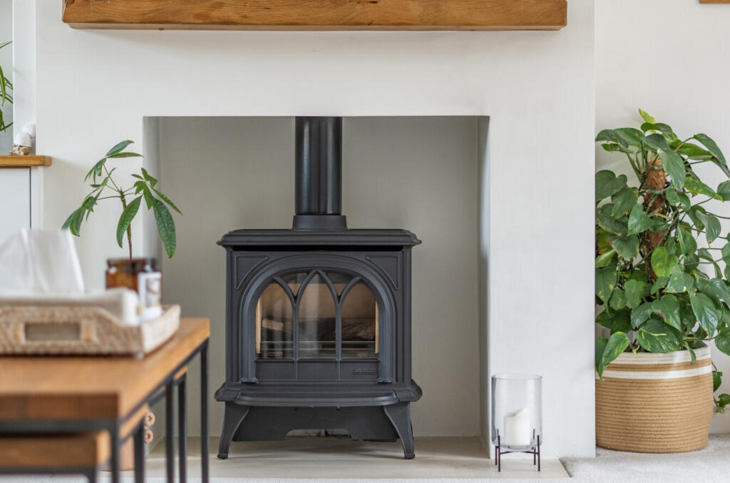 1373597-20-68ff77...