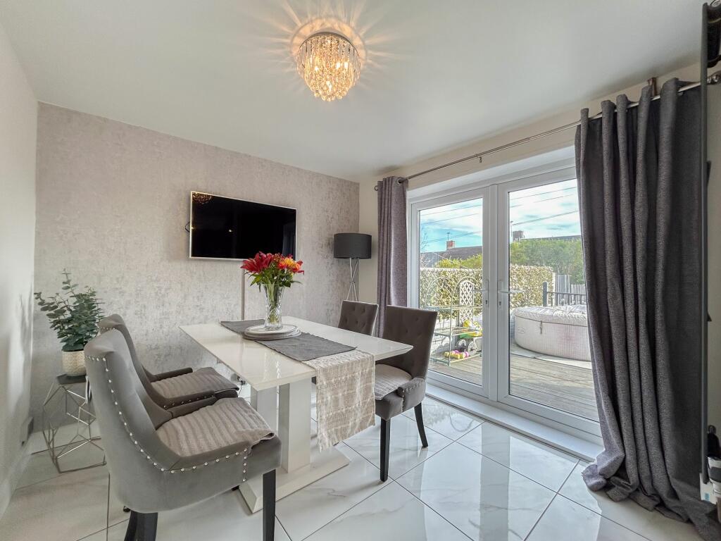 Kitchen/Dinning Room