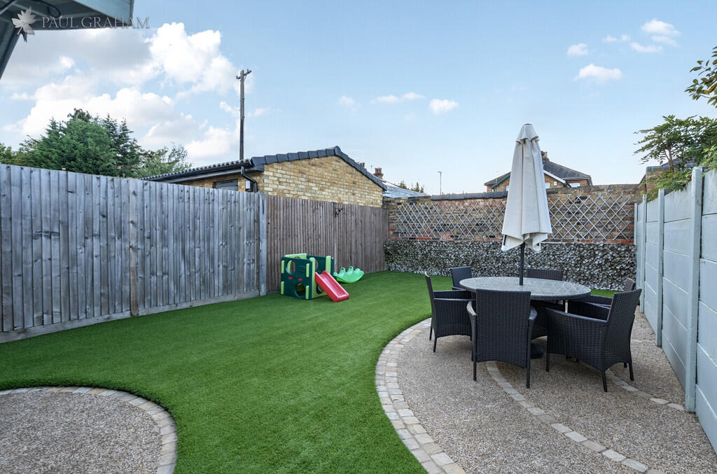 8d50ef50-f7ee-4c4...