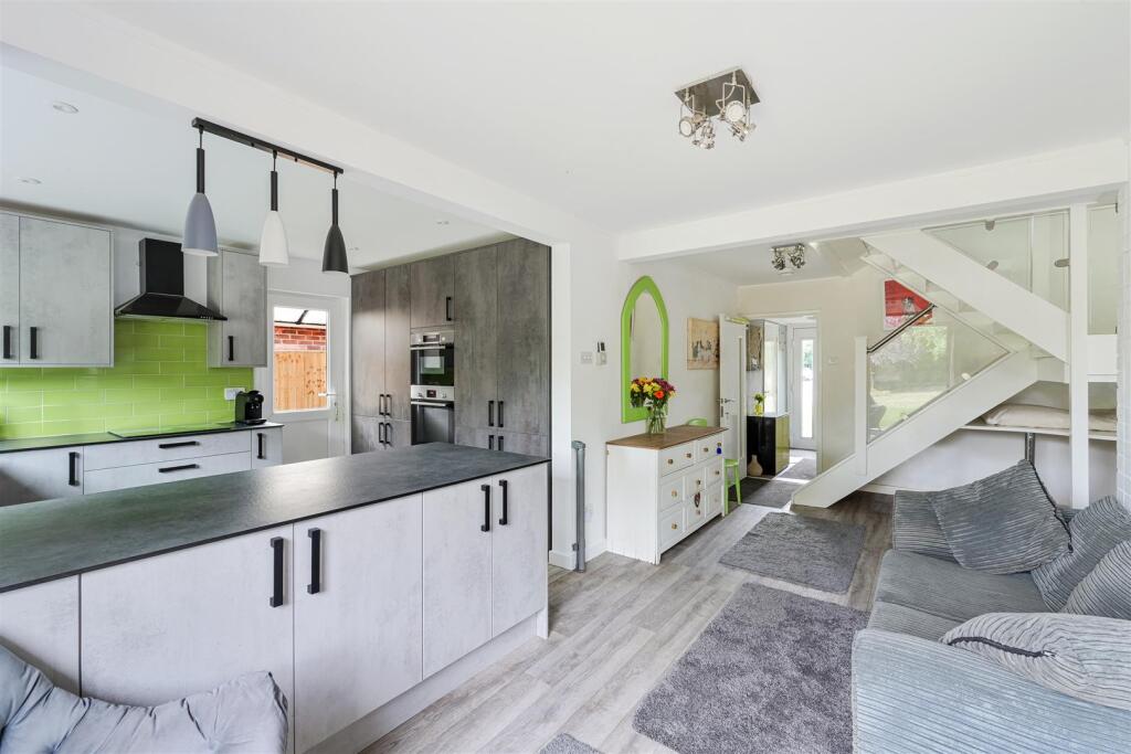 ROSE BUSHES, 63 (12).jpg