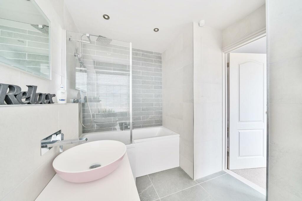 Ensuite Bathroom