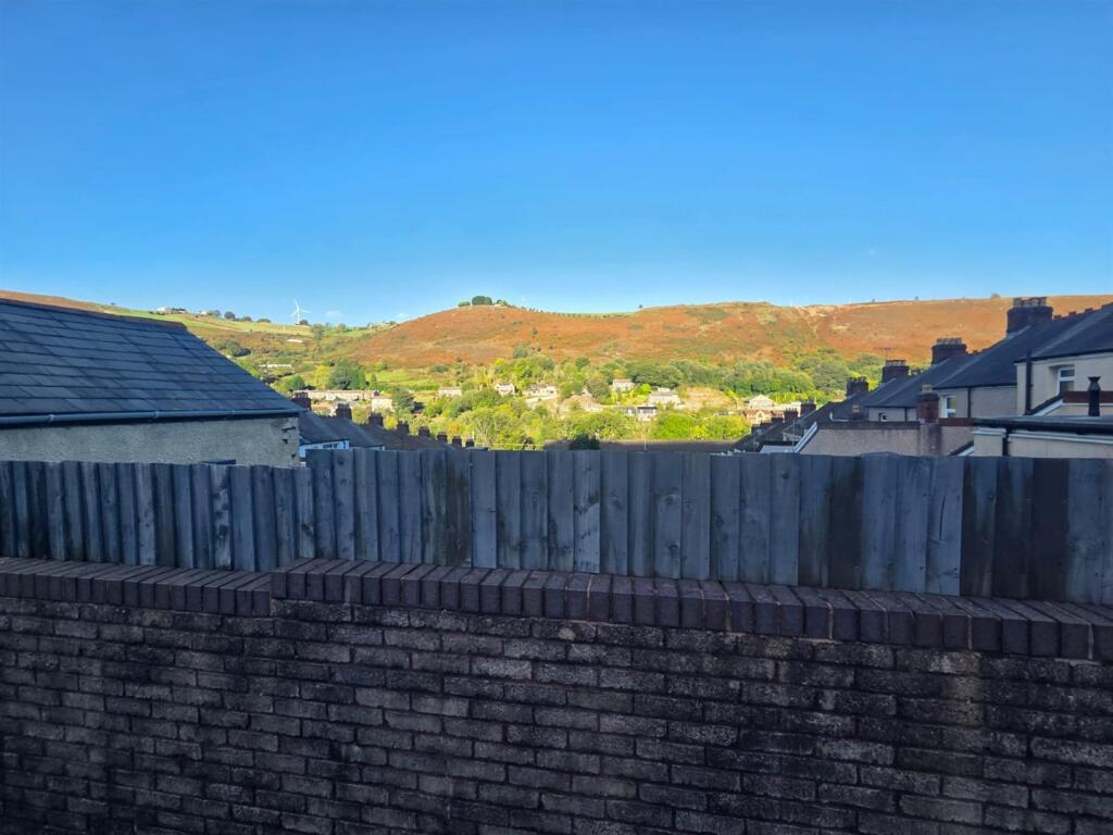 WhatsApp Image 2025-09-26 at 11.46.58.jpeg