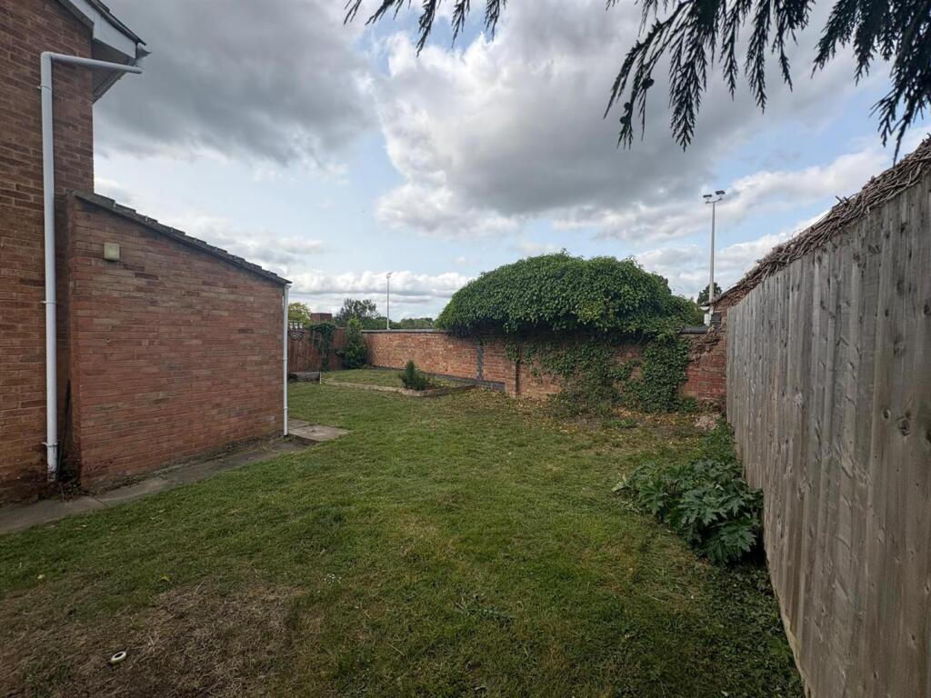 WhatsApp Image 2025-06-03 at 21.30.24_4efef713.jpg