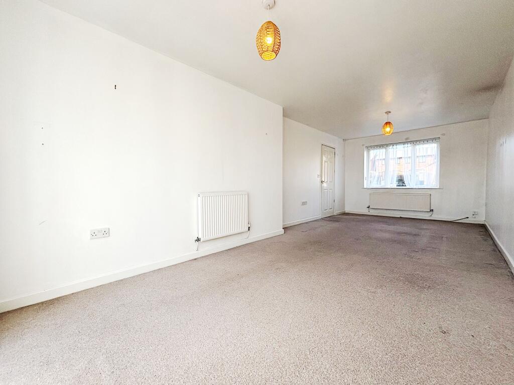 Lounge / dining room