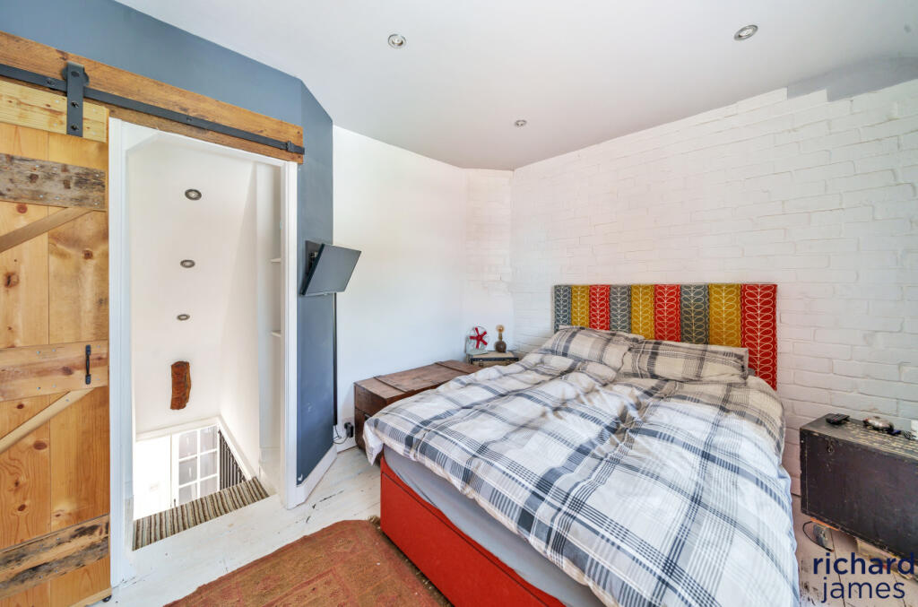 acaaf20a-07ec-4db...