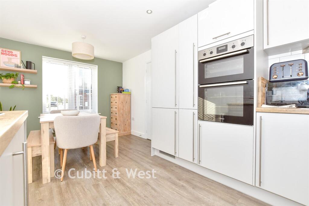 Kitchen/ Diner