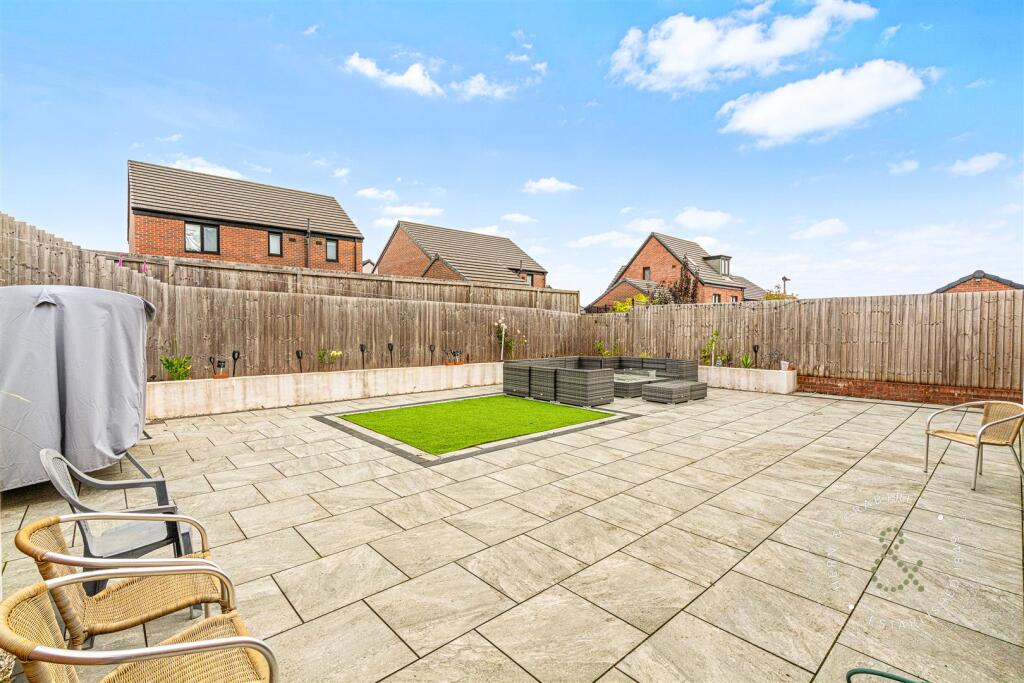 Rhodfa Lewis, Old St Mellons (15).jpg