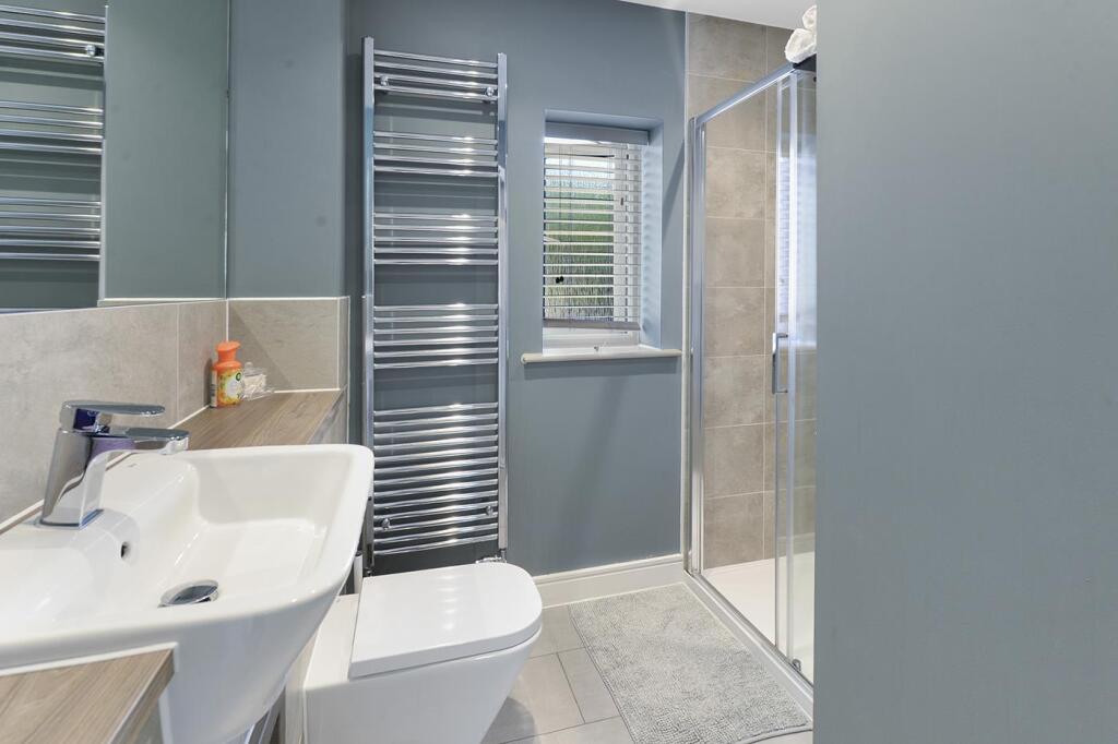 Ensuite
