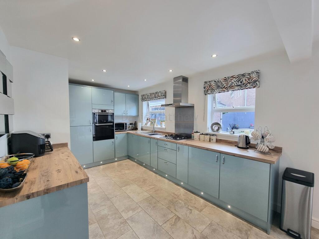 Kitchen/Diner/Family Room