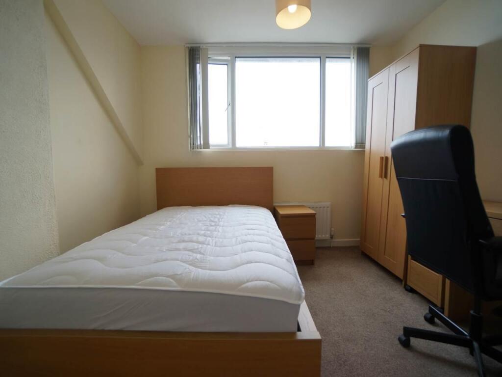 1SackvilleTerraceApartment3_B2.1.JPG