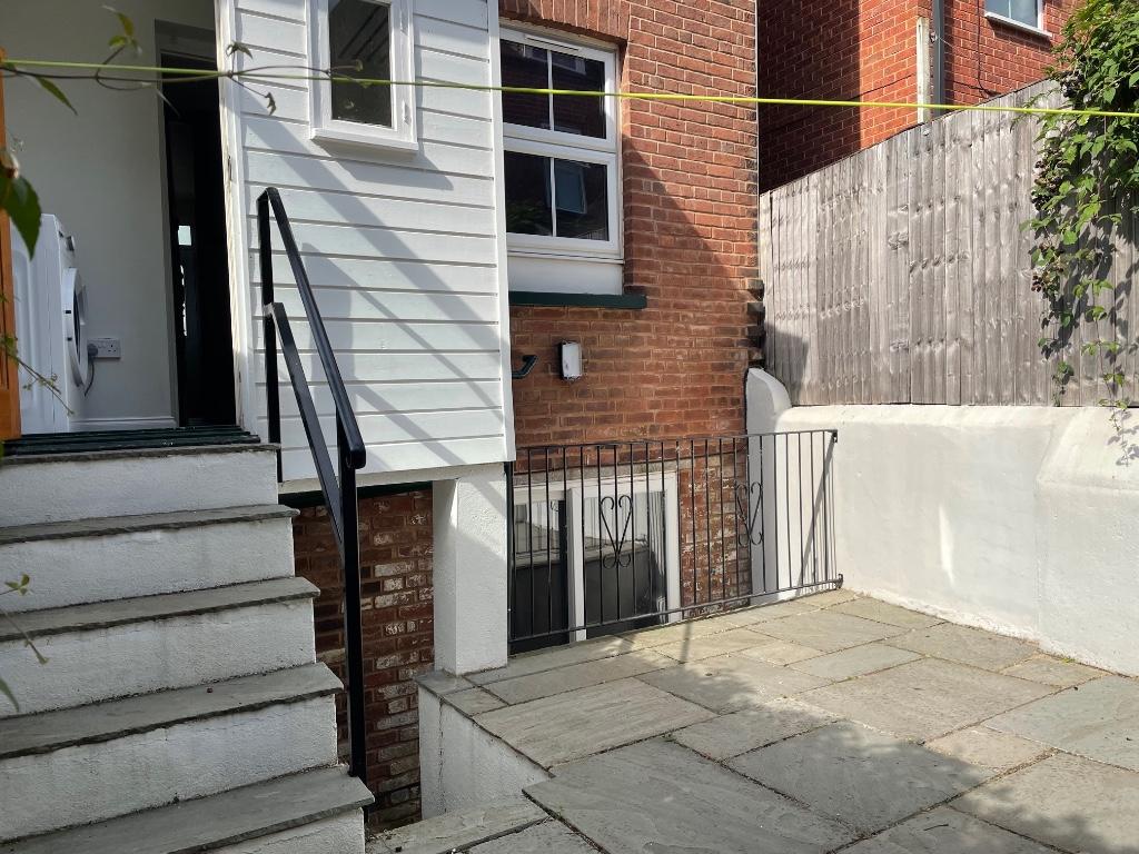 Rear Garden Pic 3