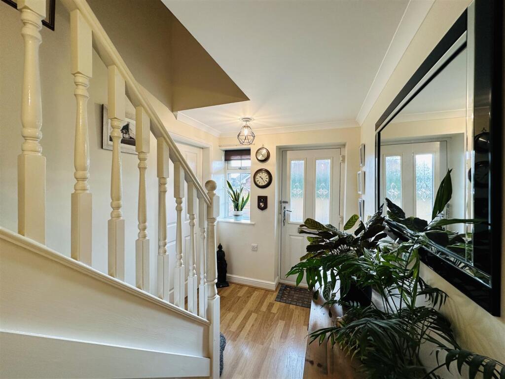 Hall.jpg