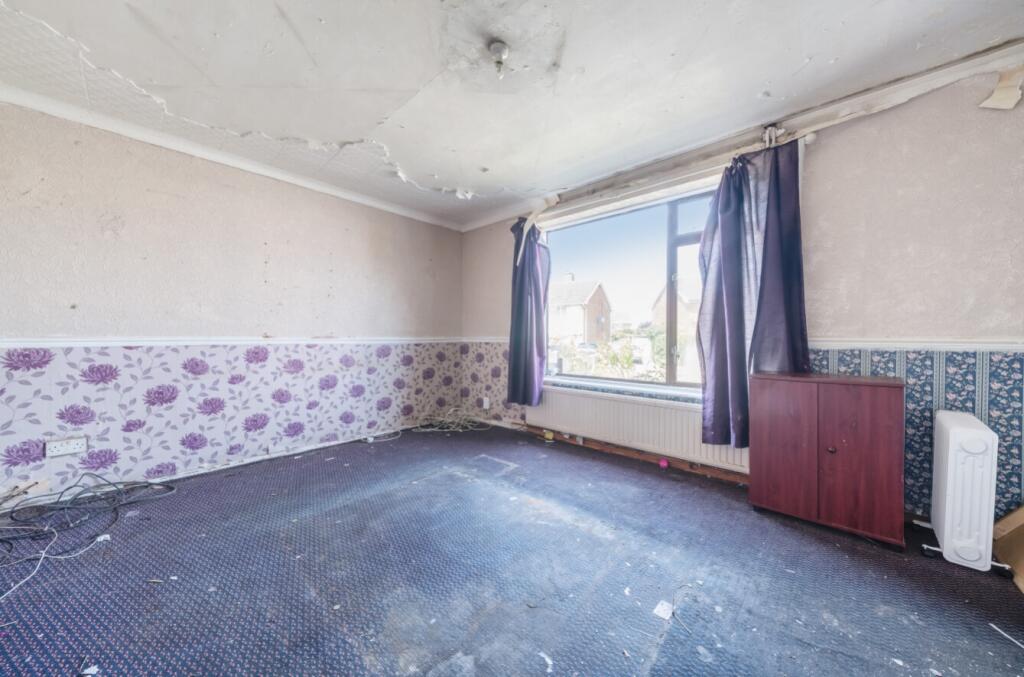 1300866-5-6851cf52b00c0